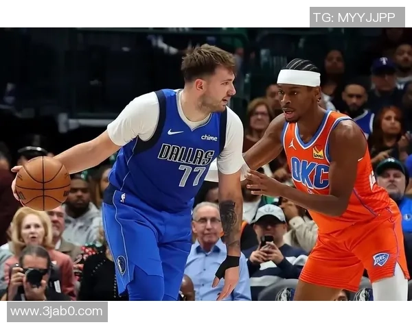 雷霆与独行侠第一节精彩对决回顾球员表现与战术分析