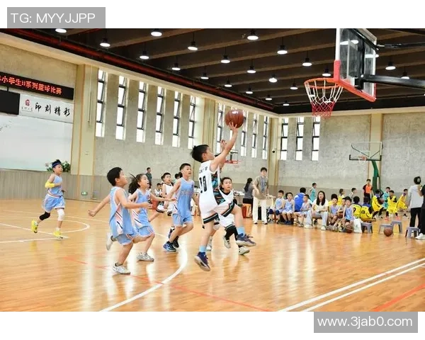 U系列赛事改制，向周末主客场跨进